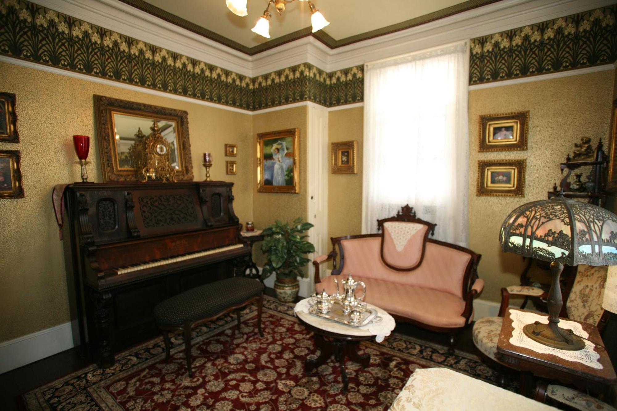 The Bacchus Inn Bed & Breakfast Cape May Buitenkant foto