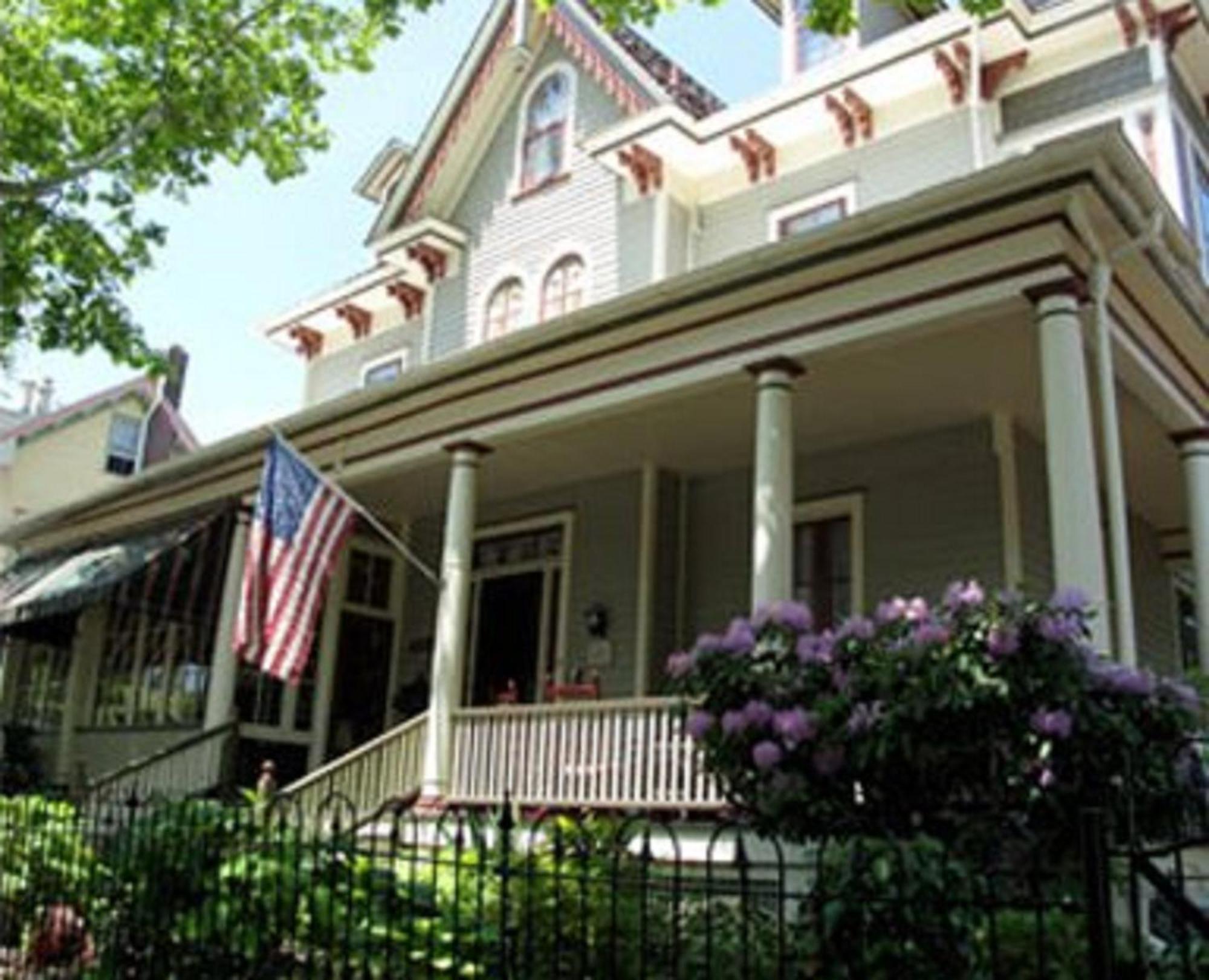 The Bacchus Inn Bed & Breakfast Cape May Buitenkant foto